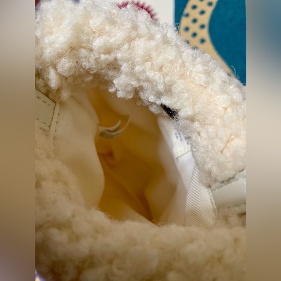 🍀Universal Thread Bags | Cream Sherpa Fuzzy Phone Crossbody#🍀UNIVER - Picture 8 of 13